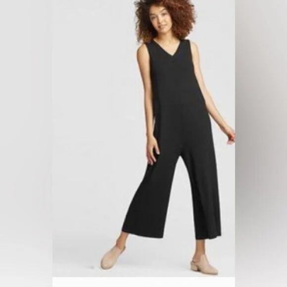 Eileen Fisher Pants - Eileen Fisher Black V-neck Viscose Sleeveless Jumpsuit size XS